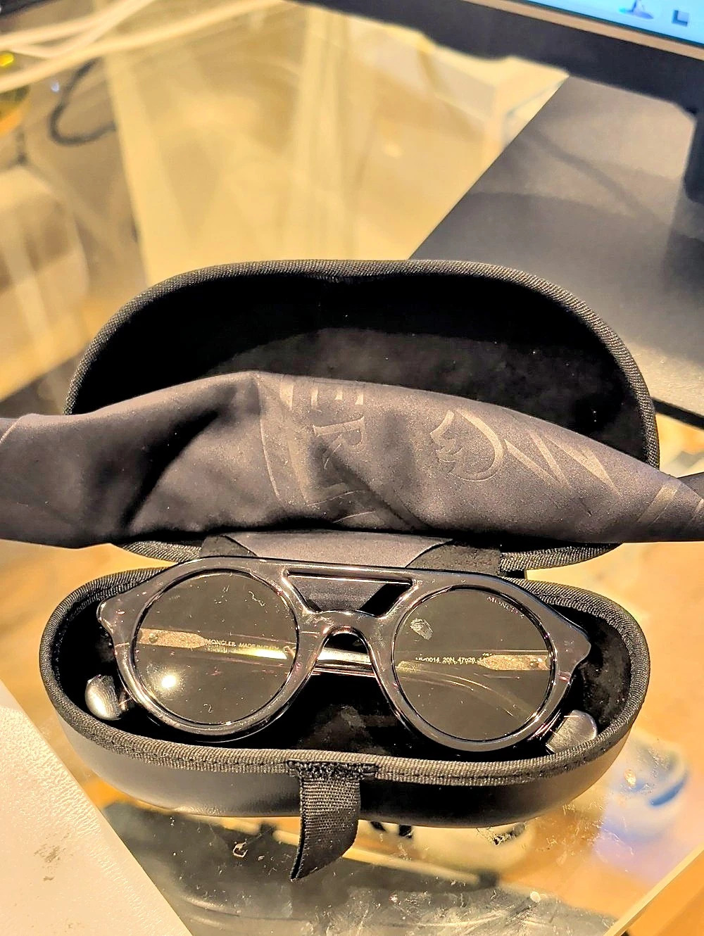Moncler ML0014 Round Sunglasses Black